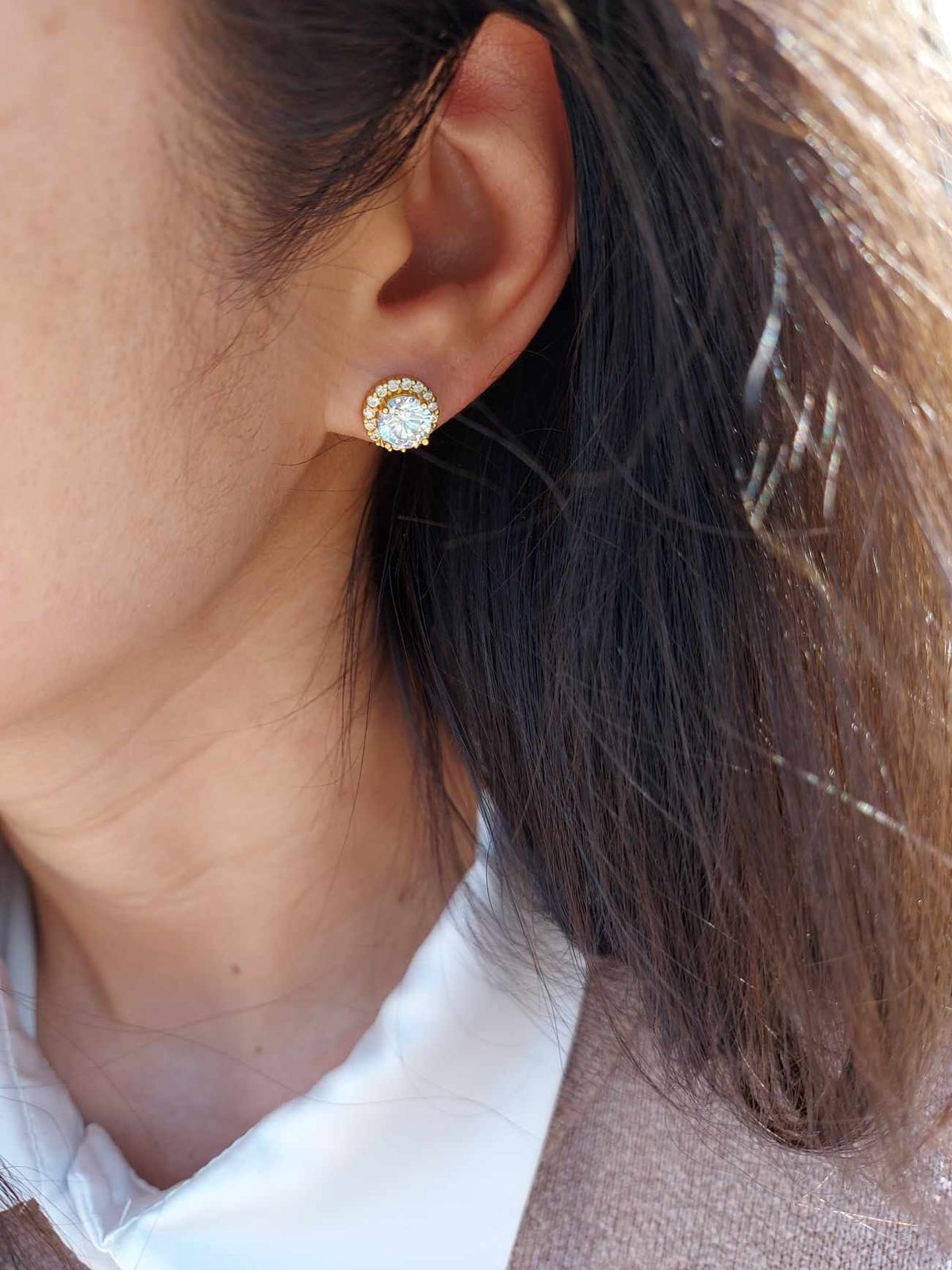 ELENA – Iconic Gold-Plated Halo Stud Earrings