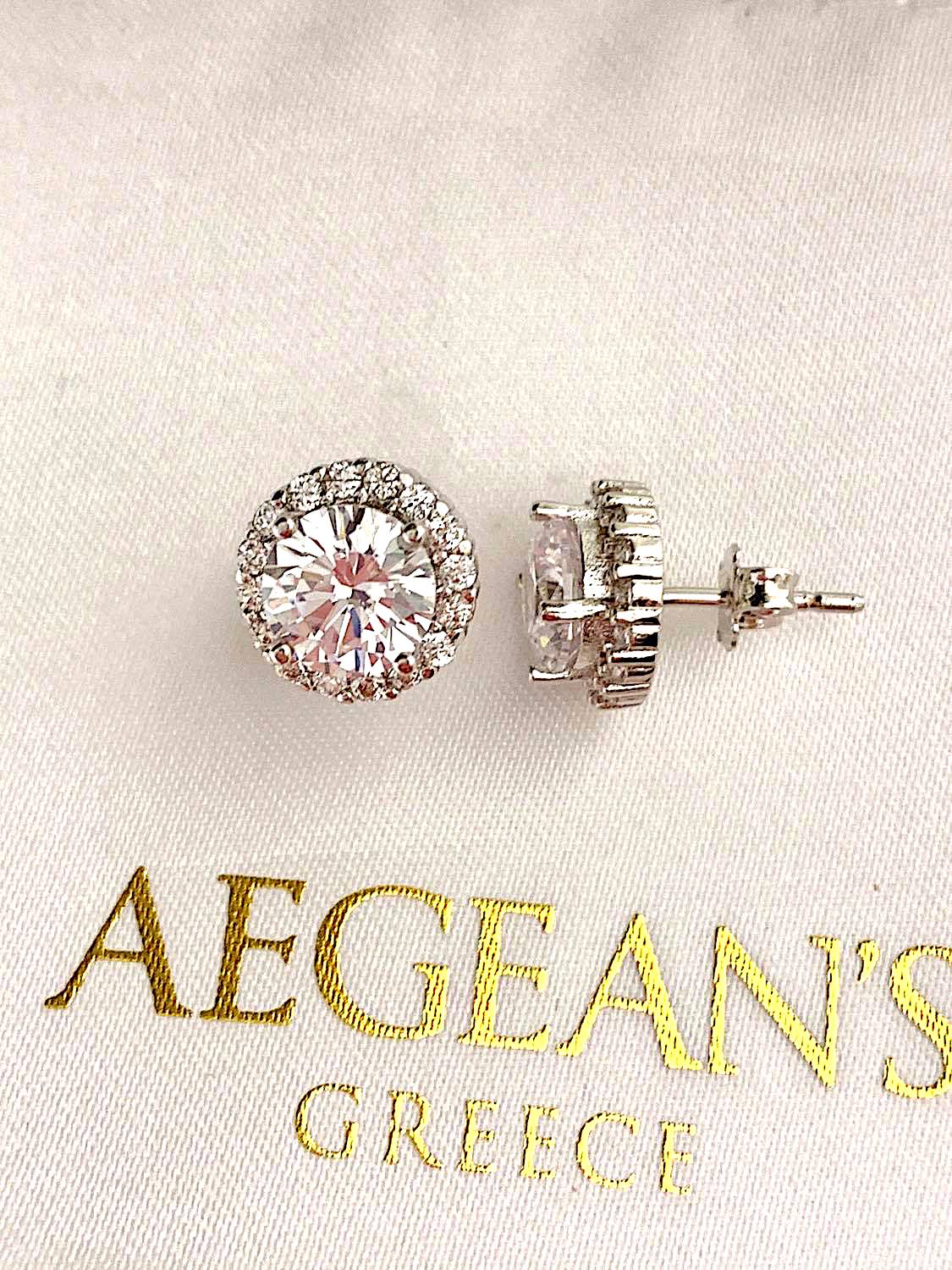 ELENA - Luxurious round stud earrings with French Cubic Zirconia